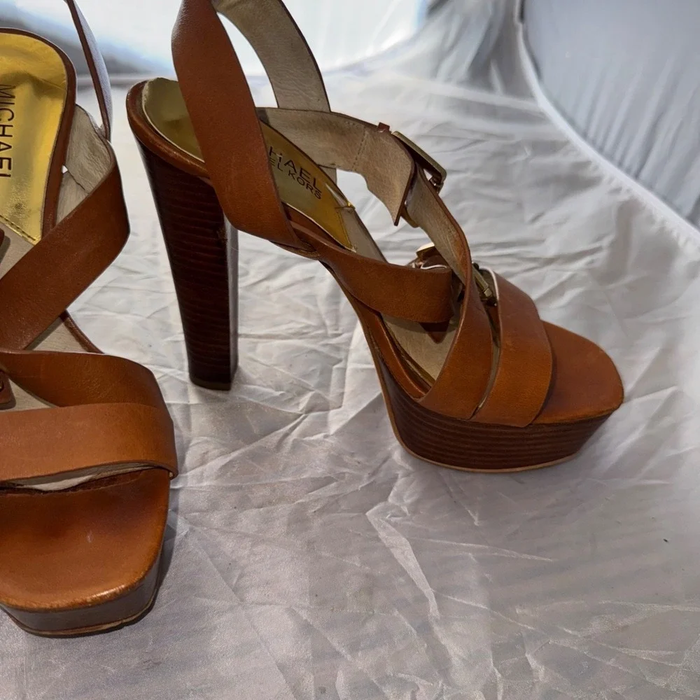 Michael Kors Strappy Wooden Heels Woman's Size 6 dress